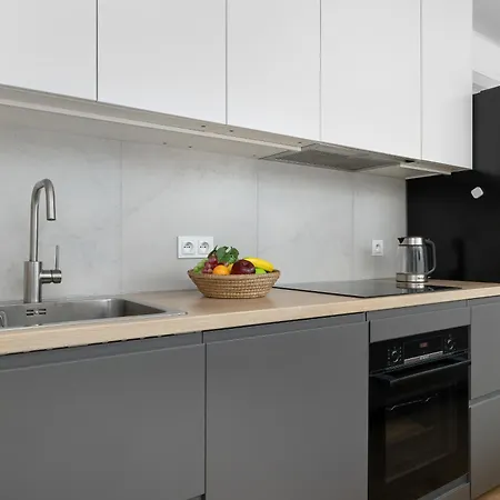 Appartamento Jasne Studio Z Klimatyzacja Krakow Rostworowskiego 9 By Heyrent *